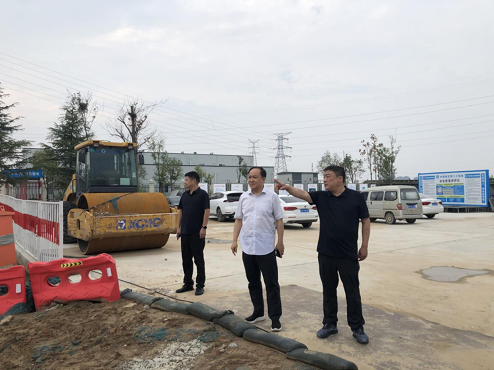 hth官方网页版-hth（中国）党委委员、副总经理张岩到侯寨新镇区安置区调研项目建设工作