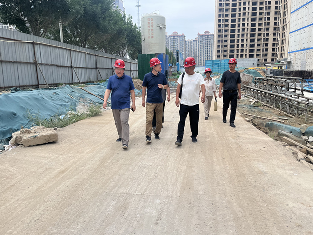 hth官方网页版-hth（中国）领导深入市政二部检查安全生产和防汛工作